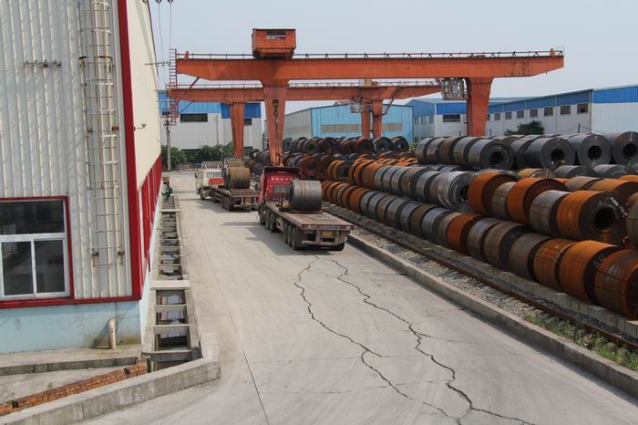 4号库热(re)轧原料(liao)区